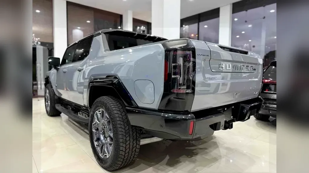 GMC Hummer EV Pickup - Imagem 16