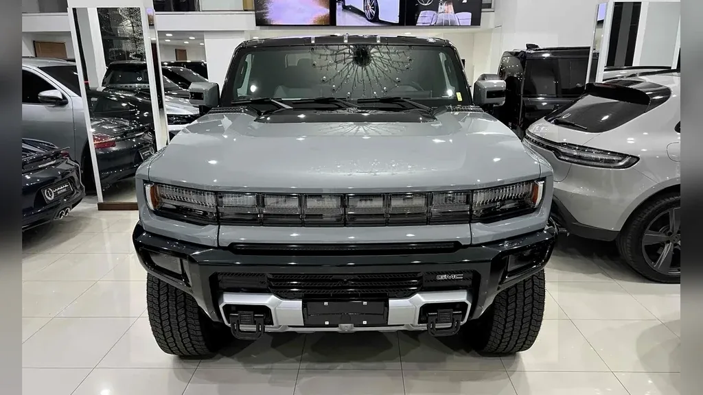 GMC Hummer EV Pickup - Imagem 18