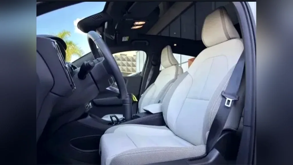 Volvo Ec40 - Imagem 10