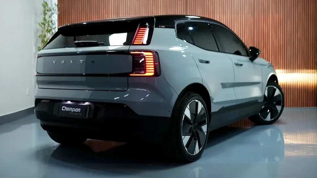 Volvo EX30 - Imagem 2