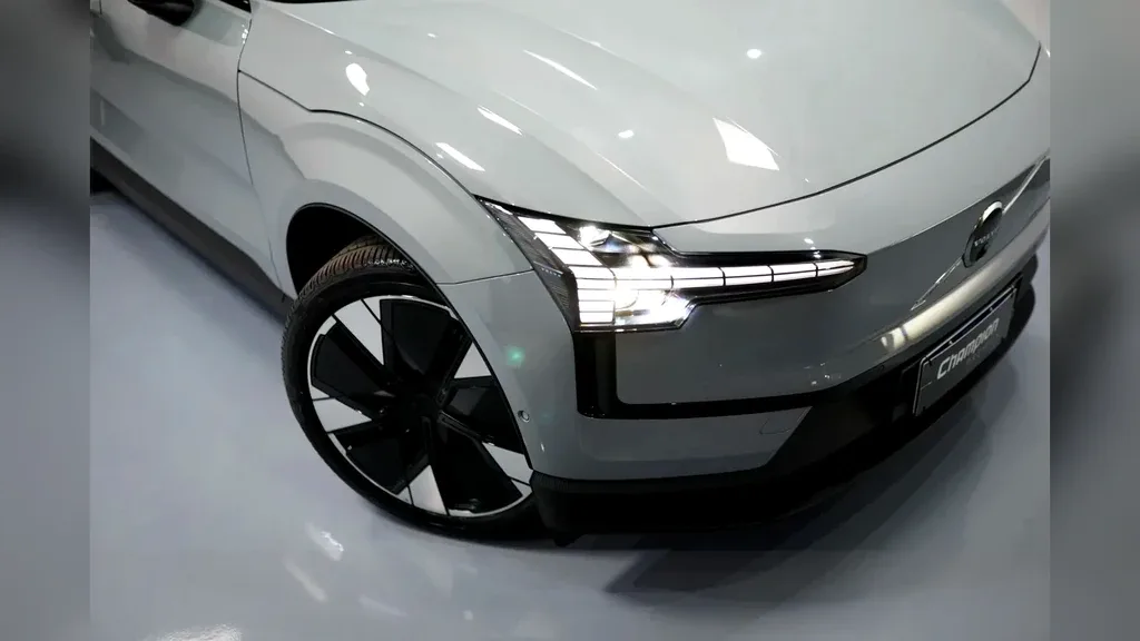 Volvo EX30 - Imagem 6