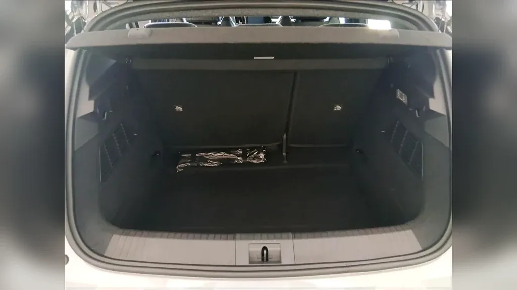 Renault Megane E-tech Electric - Imagem 12