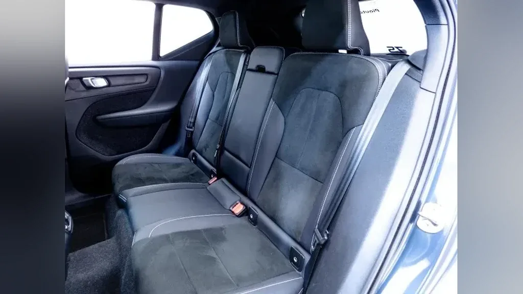 Volvo XC40 - Imagem 9