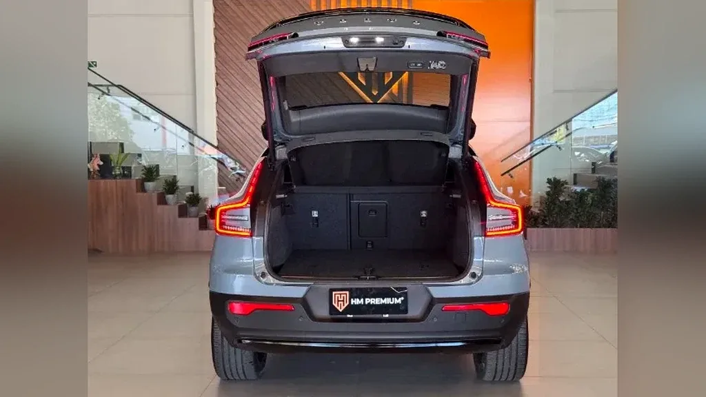 Volvo C40 Recharge - Imagem 5