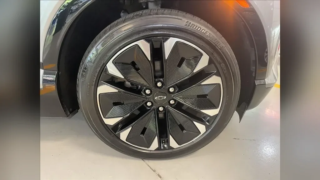 Chevrolet Blazer EV - Imagem 19