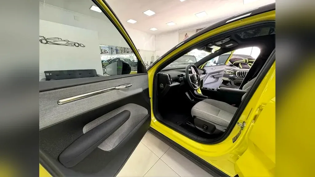 Volvo EX30 - Imagem 15