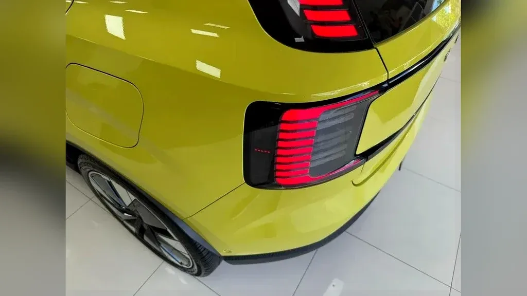 Volvo EX30 - Imagem 17