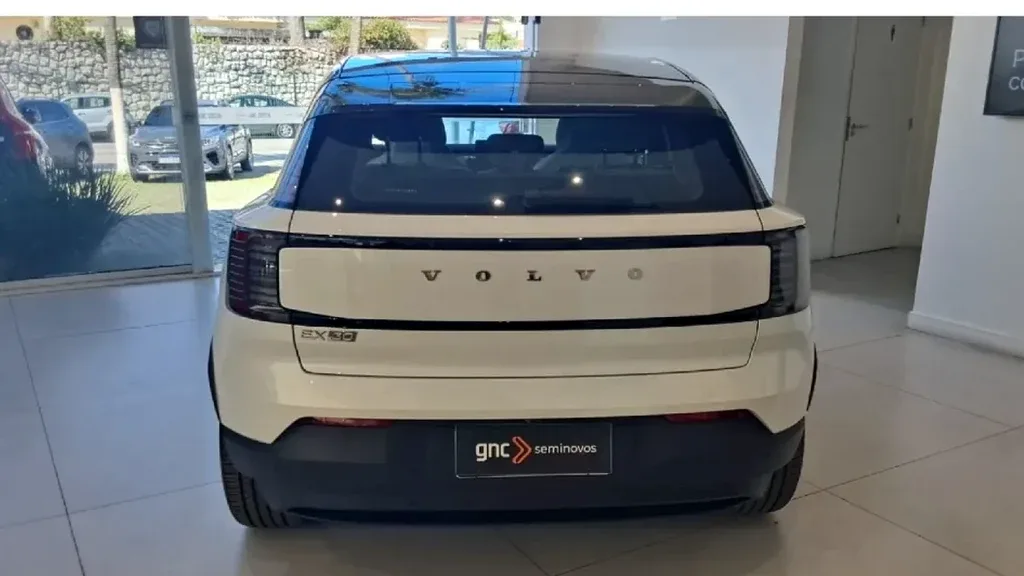 Volvo EX30 - Imagem 8