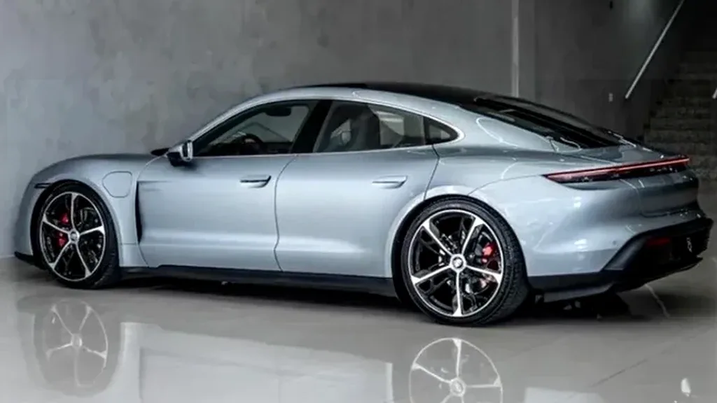 Porsche Taycan - Imagem 3