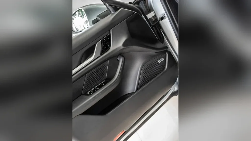 Porsche Taycan - Imagem 5