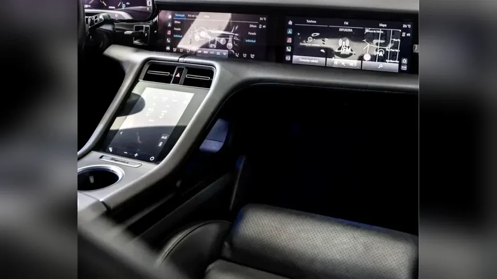 Porsche Taycan - Imagem 7