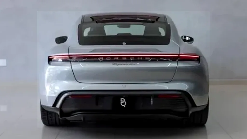 Porsche Taycan - Imagem 13