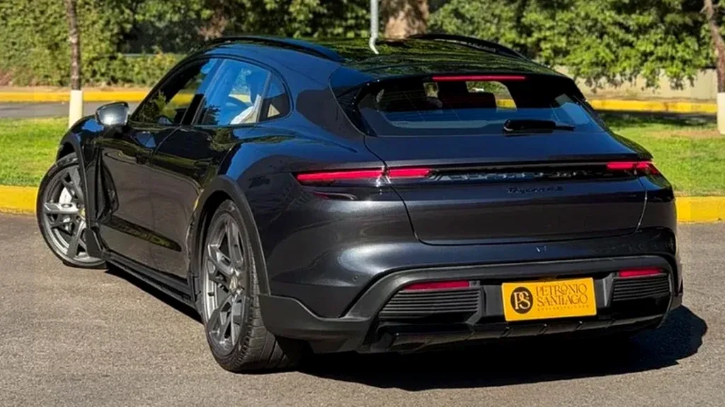 Porsche Taycan - Imagem 6