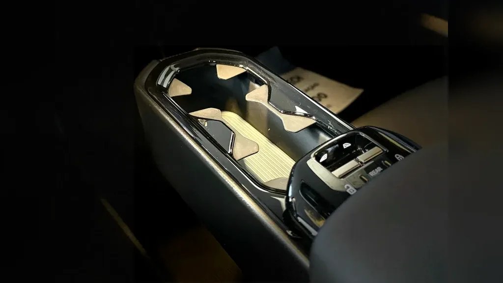 Volvo EX30 - Imagem 13