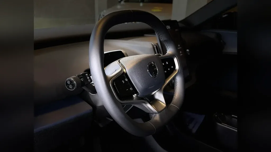 Volvo EX30 - Imagem 17