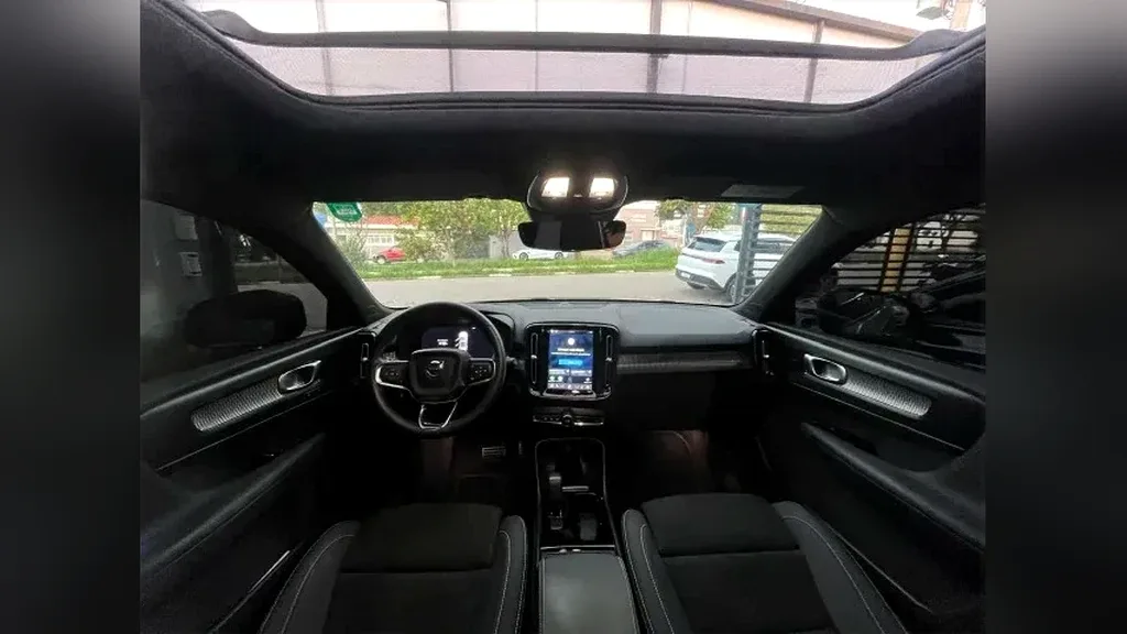 Volvo XC40 - Imagem 7