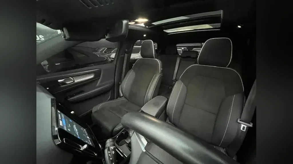 Volvo XC40 - Imagem 10