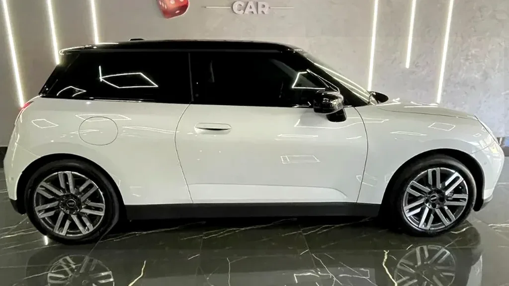 Mini Cooper SE - Imagem 2