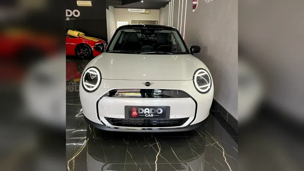 Mini Cooper SE - Imagem 14