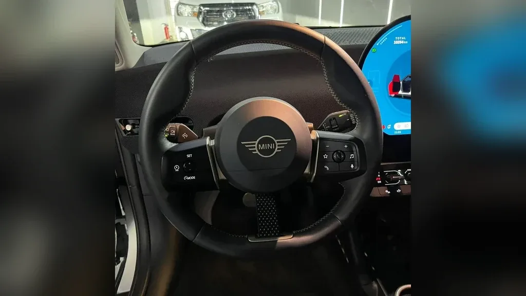 Mini Cooper SE - Imagem 15