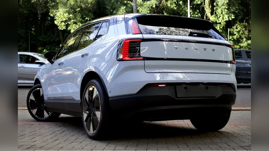 Volvo EX30 - Imagem 6