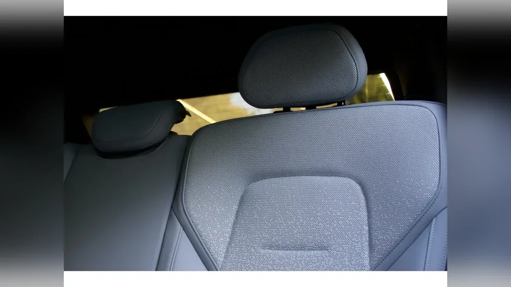 Volvo EX30 - Imagem 13