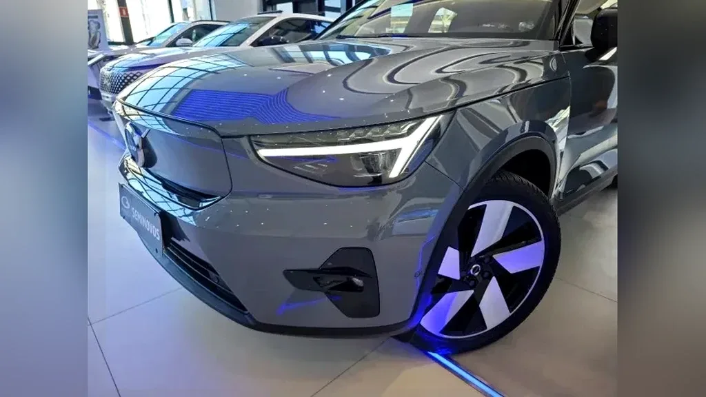 Volvo C40 Recharge - Imagem 19