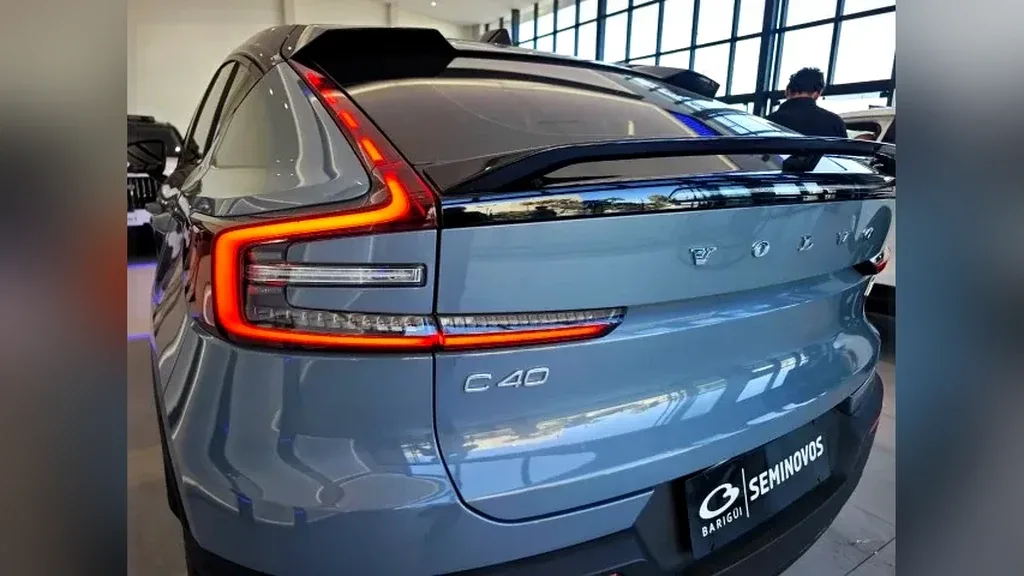 Volvo C40 Recharge - Imagem 20