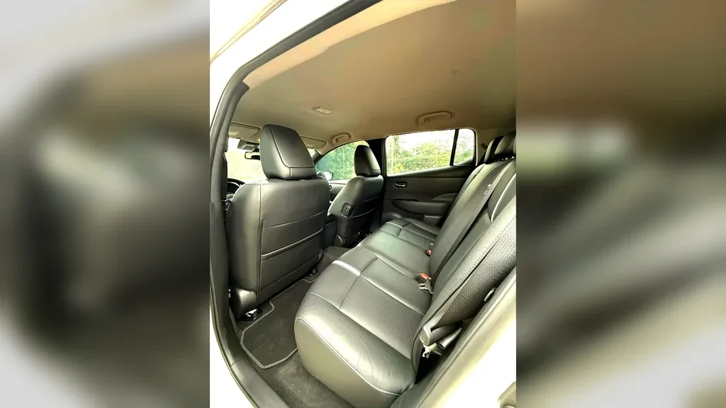 Nissan Leaf - Imagem 10
