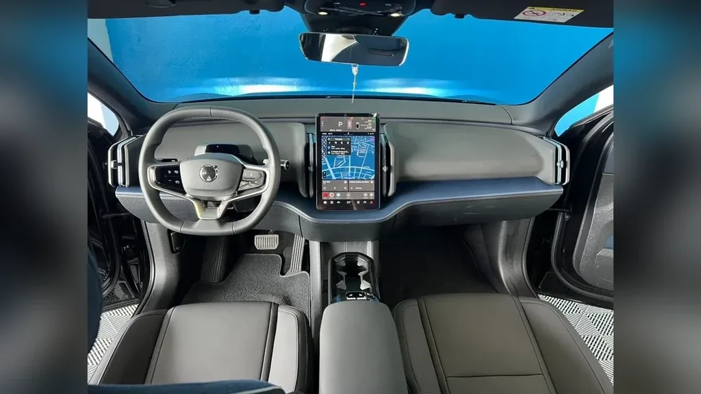 Volvo EX30 - Imagem 8