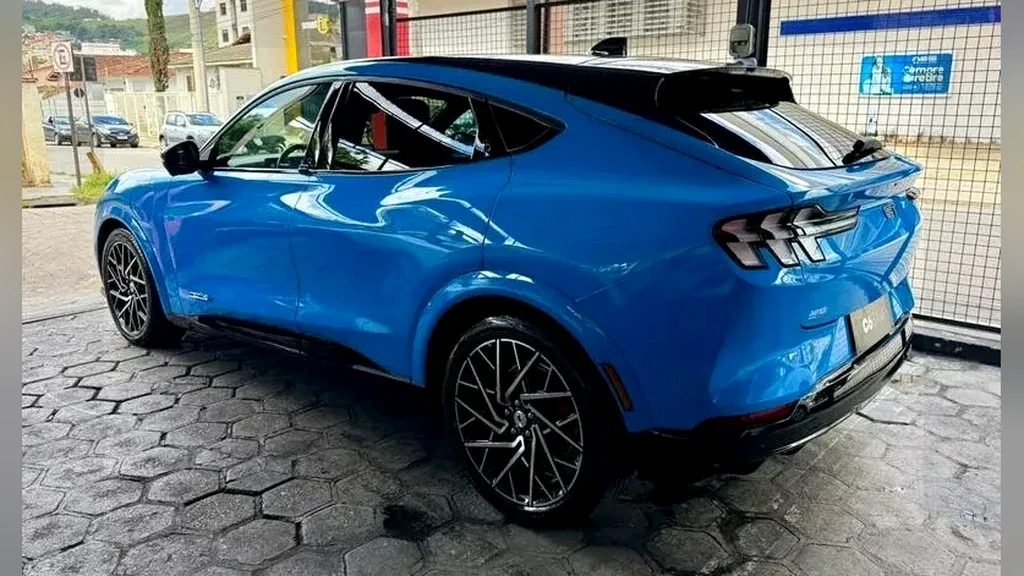 Ford Mustang Mach-e - Imagem 6