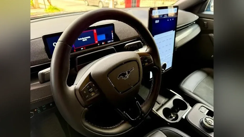 Ford Mustang Mach-e - Imagem 19