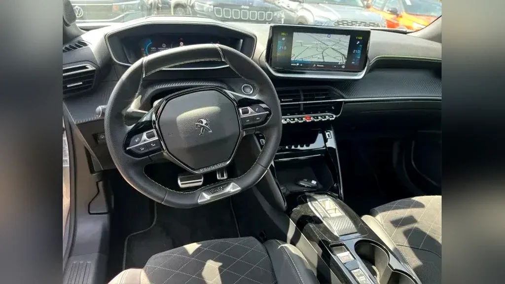 Peugeot E-2008 - Imagem 2