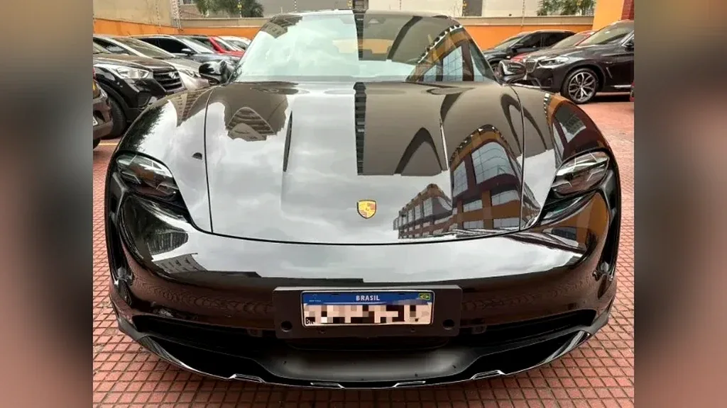 Porsche Taycan - Imagem 2