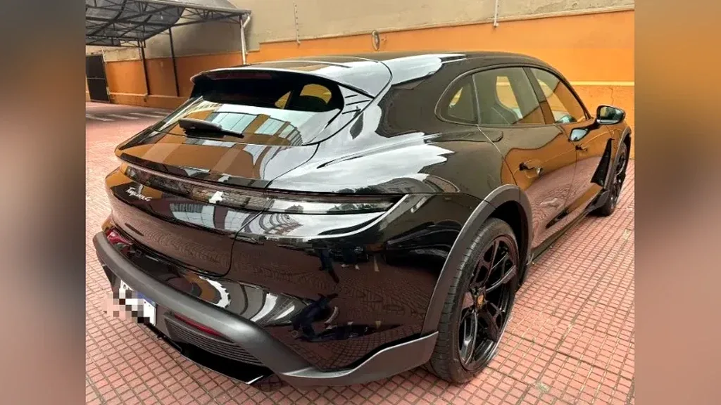 Porsche Taycan - Imagem 4