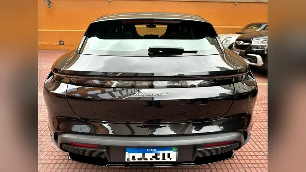 Porsche Taycan - Imagem 5