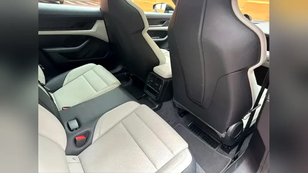 Porsche Taycan - Imagem 10