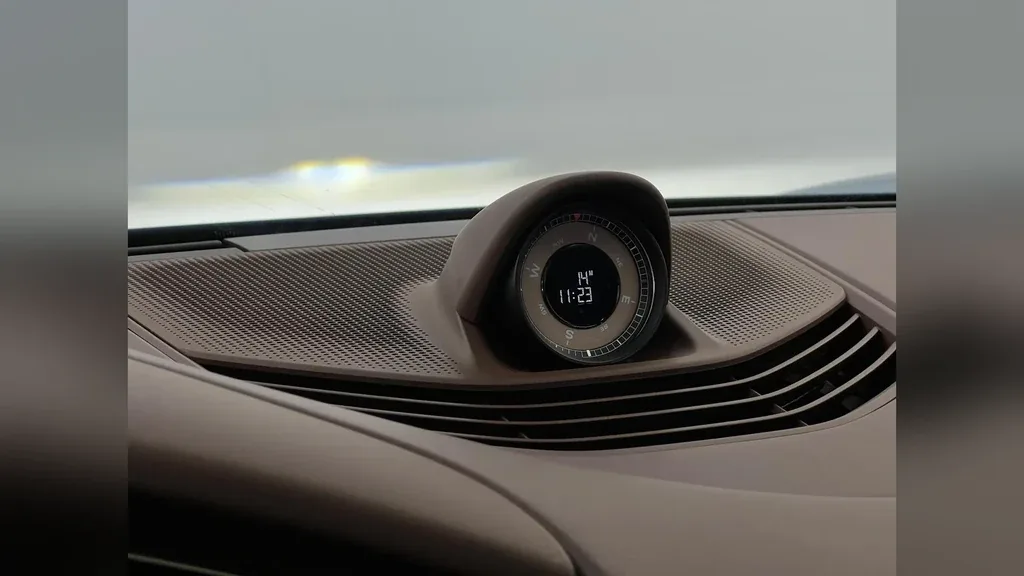 Porsche Taycan - Imagem 13