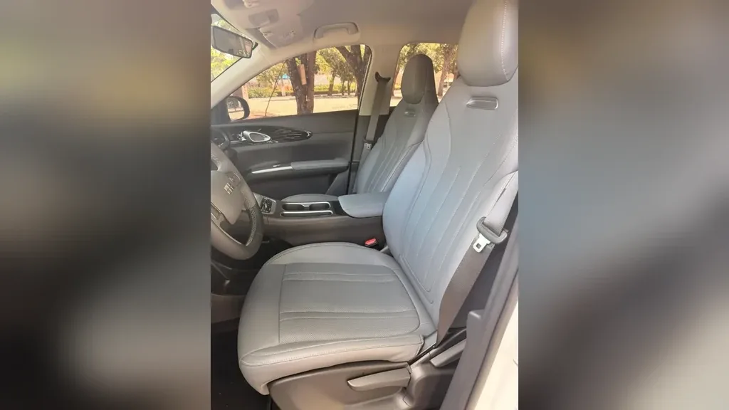 Geely EX2 - Imagem 16