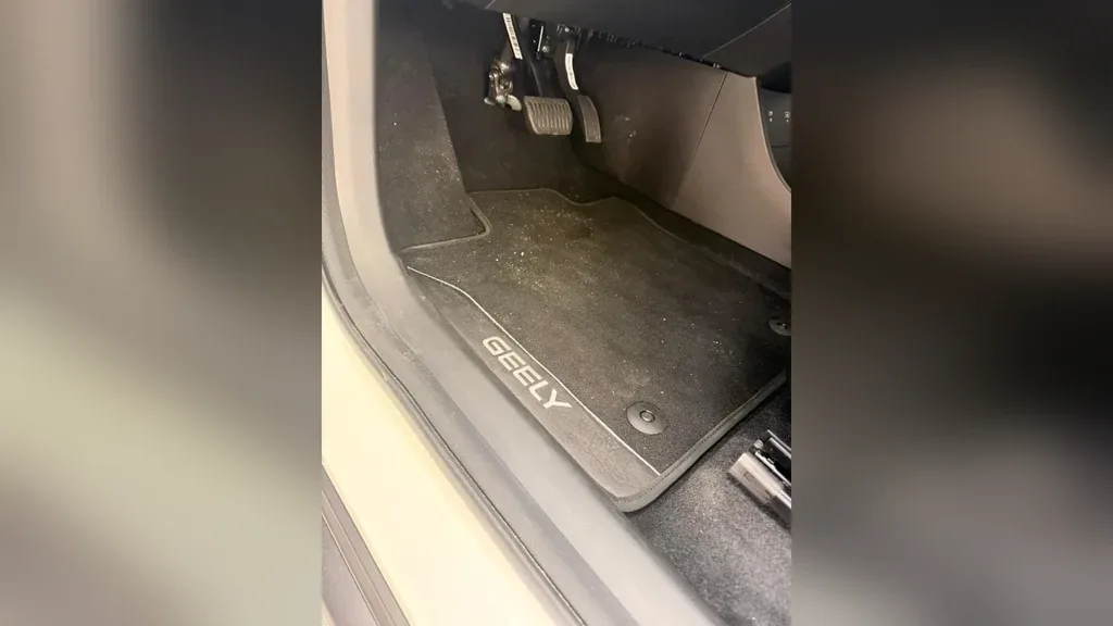 Geely EX2 - Imagem 17