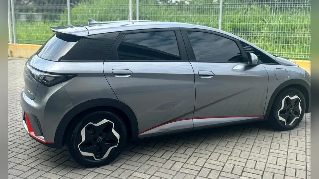 BYD Dolphin - Imagem 12