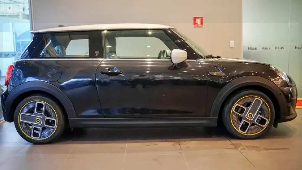 Mini Cooper SE - Imagem 6