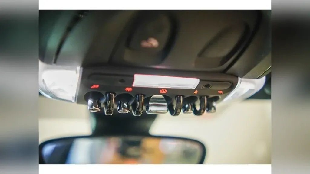 Mini Cooper SE - Imagem 16