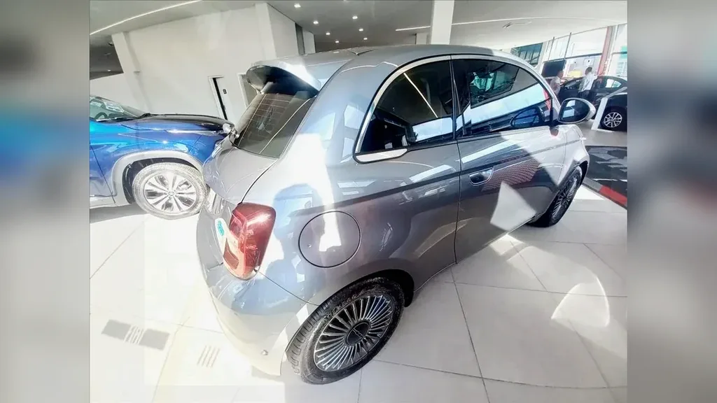 Fiat 500e - Imagem 2