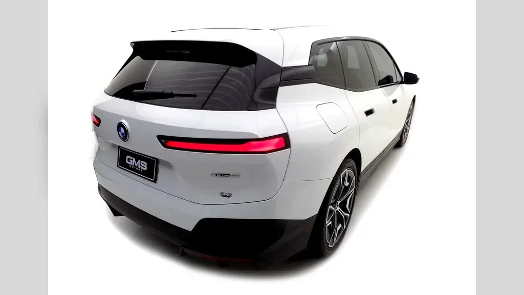 BMW Ix - Imagem 5