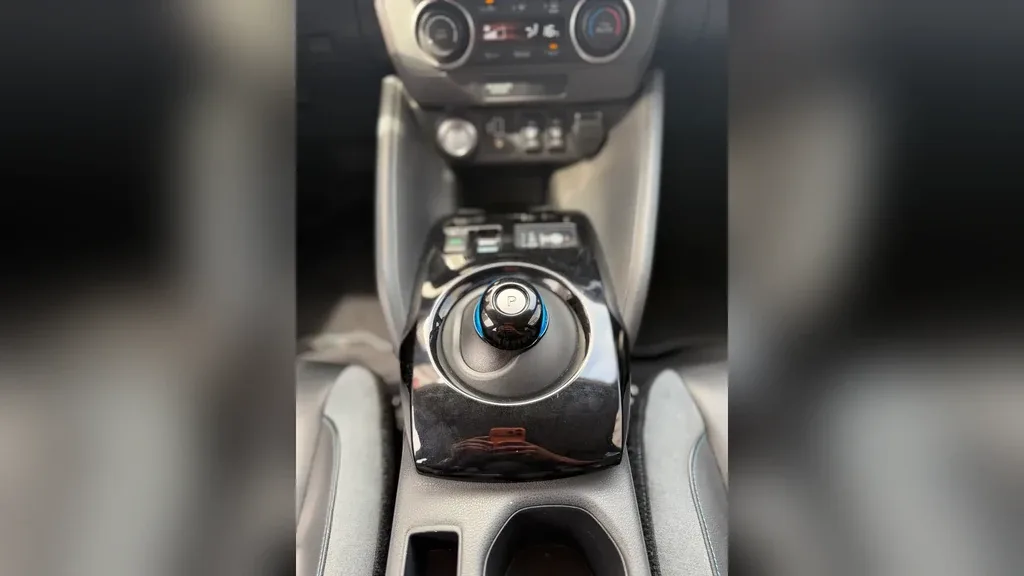 Nissan Leaf - Imagem 8