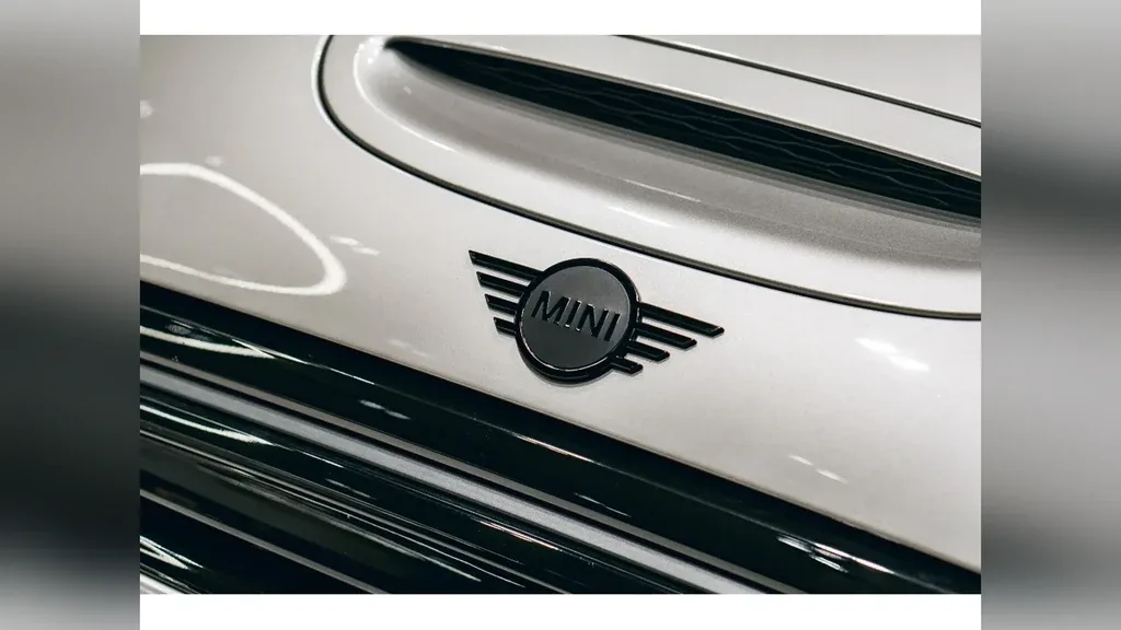 Mini Cooper SE - Imagem 6