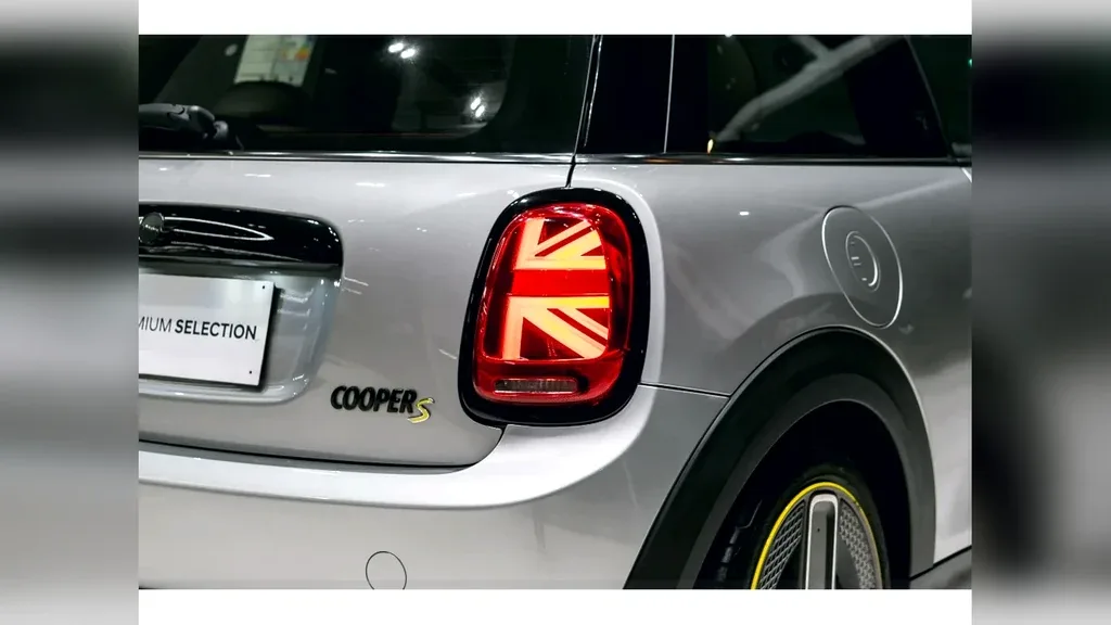 Mini Cooper SE - Imagem 9
