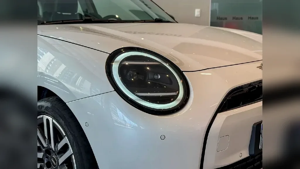 Mini Cooper SE - Imagem 2