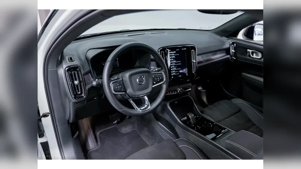 Volvo C40 Recharge - Imagem 8